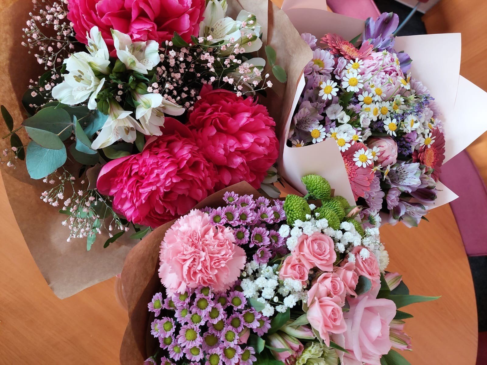 Poděkování maturantům za nádherné květiny od paní ředitelky Mgr. Romany Studýnkové