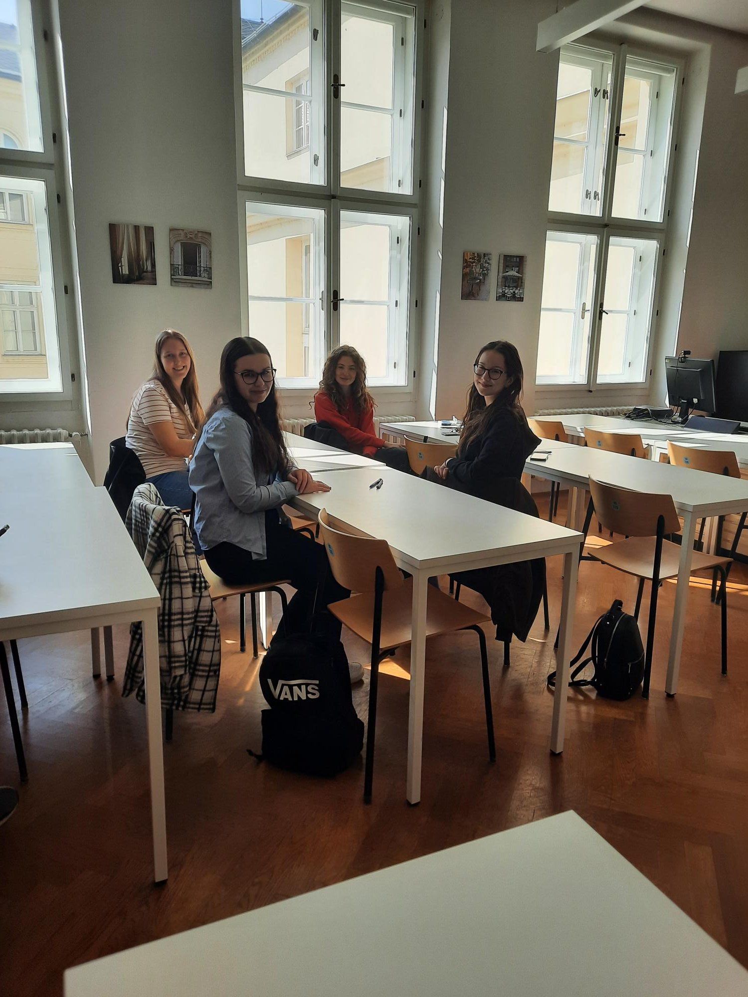 Mezinárodní zkoušky DELF "nanečisto" Mezinárodní zkoušky DELF "nanečisto"