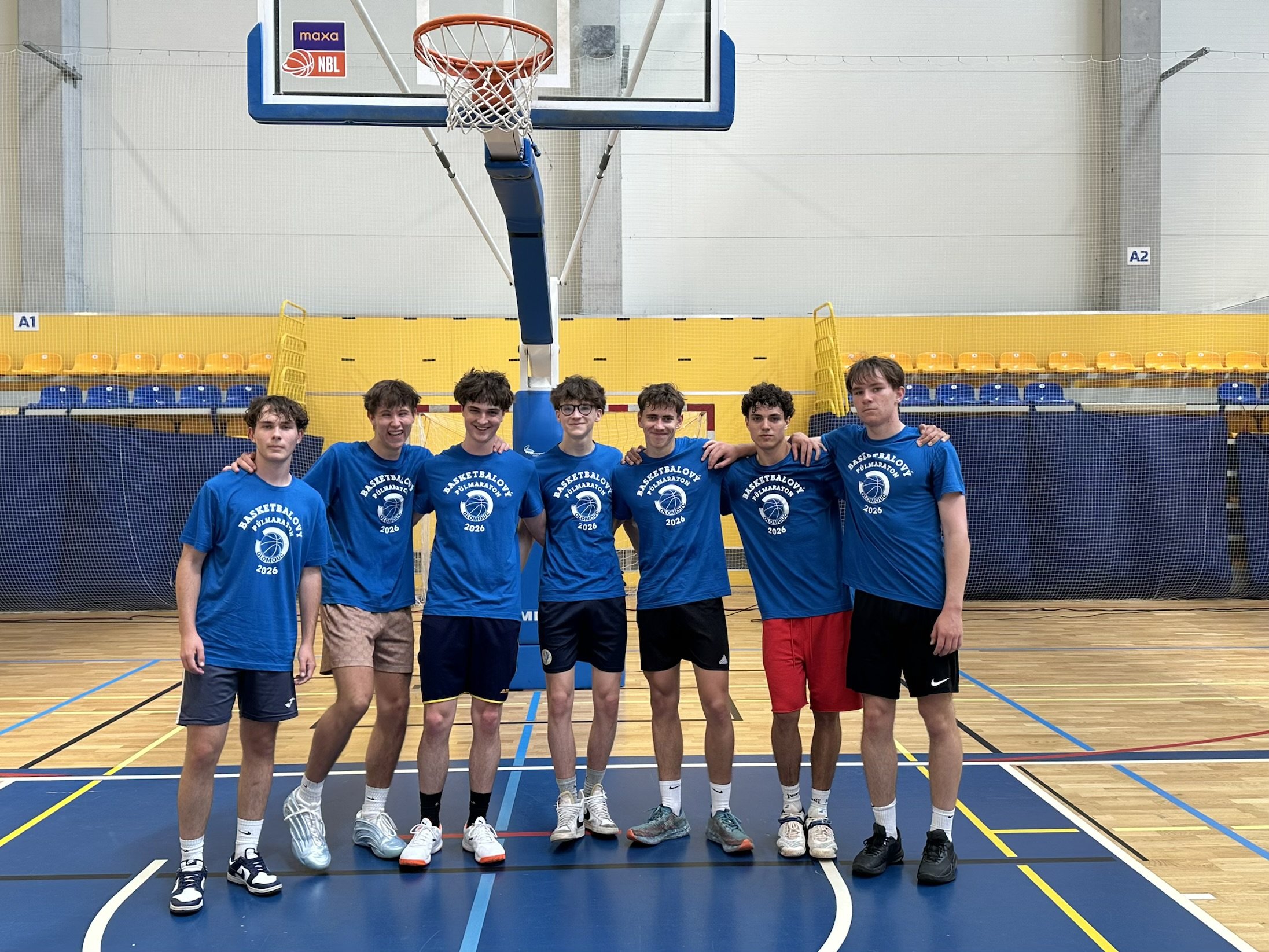 Školní účast na charitativním basketbalovém maratonu