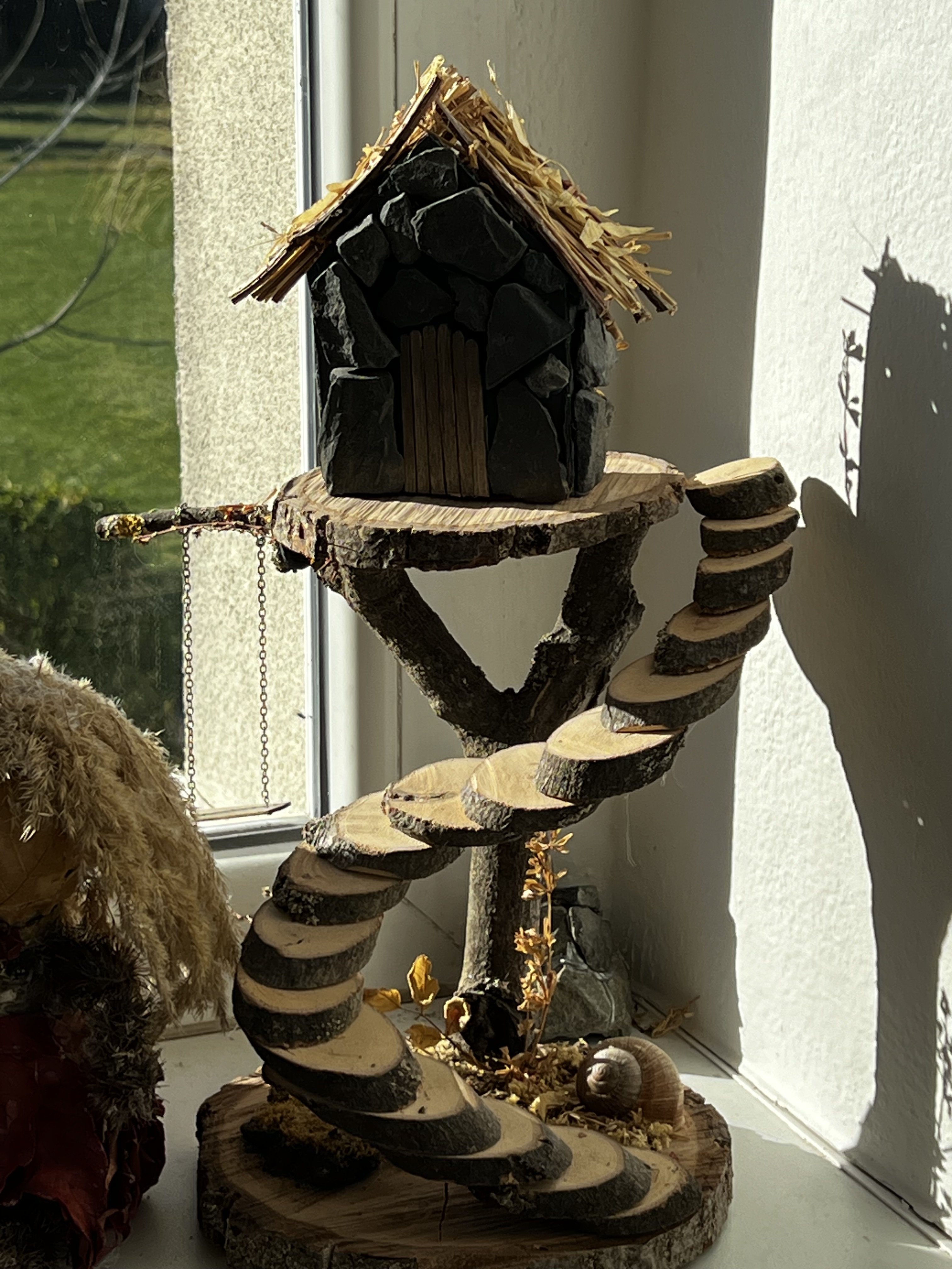 Radostný mumraj za okny Radostný mumraj za okny